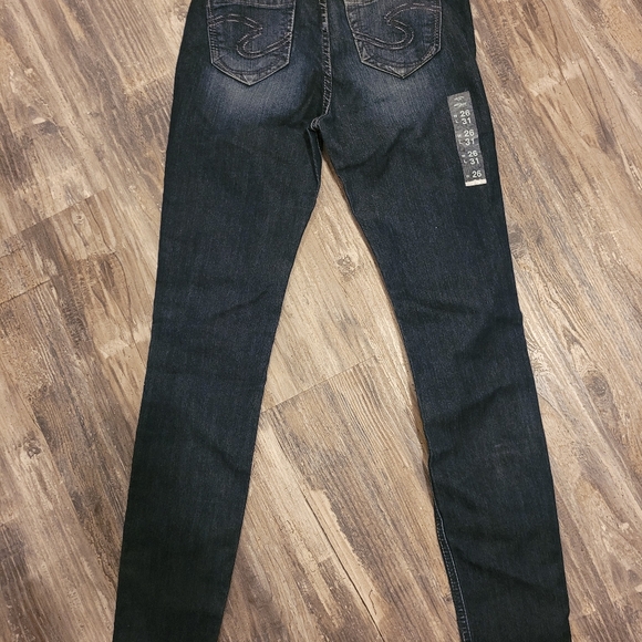 New Silver Suki Jeggings Jeans Size 26 L:31 - Picture 1 of 7